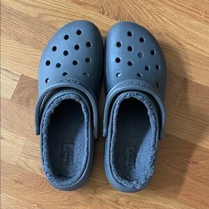 CROCS Mens Grat slip ons  with Soft Lining size 11